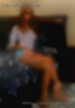 ebony looking swinger date for white