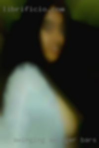 swinging swinger bars wife FFM swinging swinger bars wife FFM